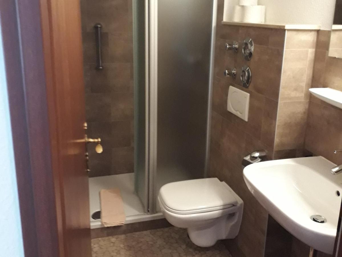 Gasthaus Rehwinkel Titisee-Neustadt Ngoại thất bức ảnh
